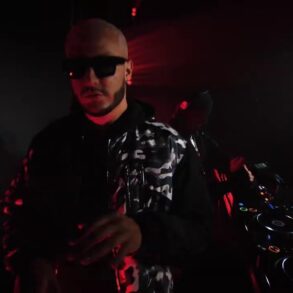 DJ SNAKE B2B MALAA (SECRET ROOM #1)