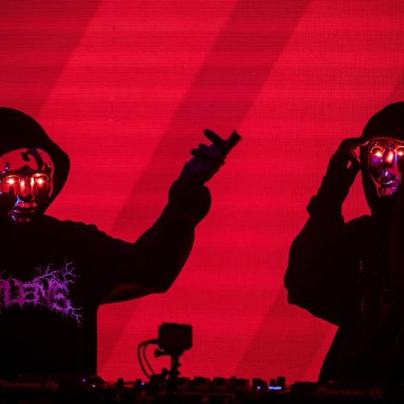 (WATCH) ATLIENS - EDC Las Vegas Virtual Rave-A-Thon (May... - NYCRavers