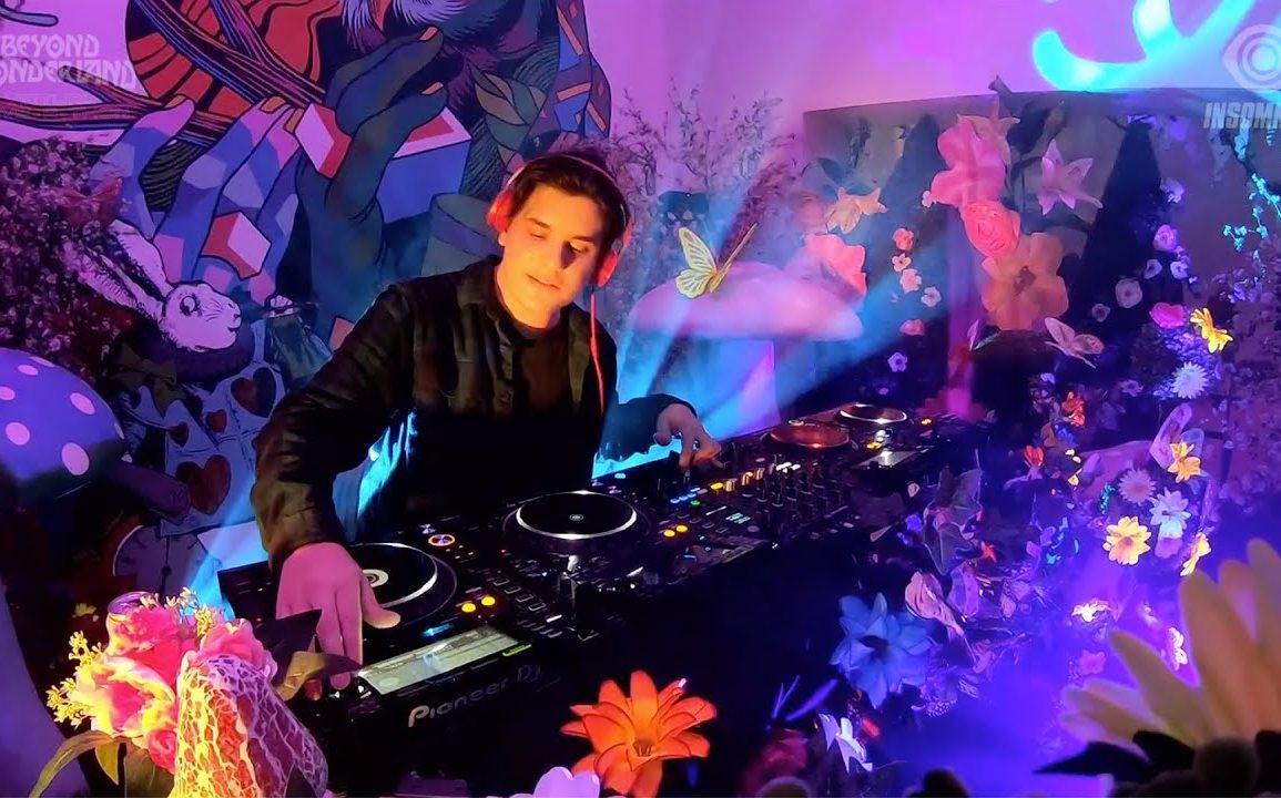 (WATCH) Audien - Beyond Wonderland Virtual Rave-A-Thon