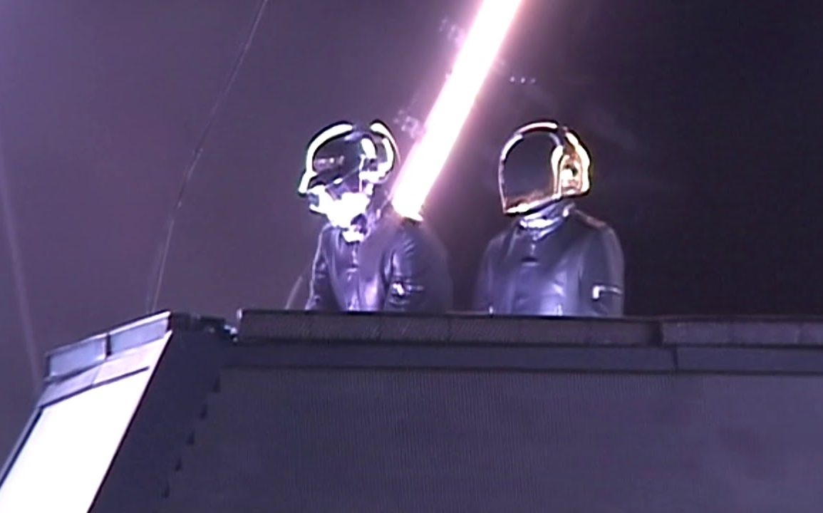 (WATCH) Daft Punk - Vegoose 2007 - [New 3-Cam Video Mix] - Las Vegas - [Full-Show*/60fps] - Alive 2007