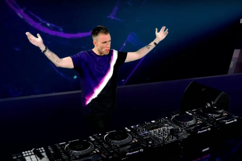 (WATCH) Nicky Romero for We Are NRG