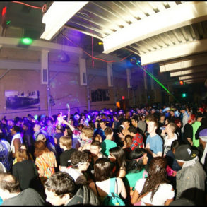 2/20/11 Naughty Neon Aftermovie