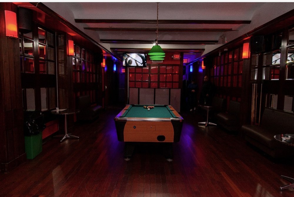 CAT SPORTS PUB